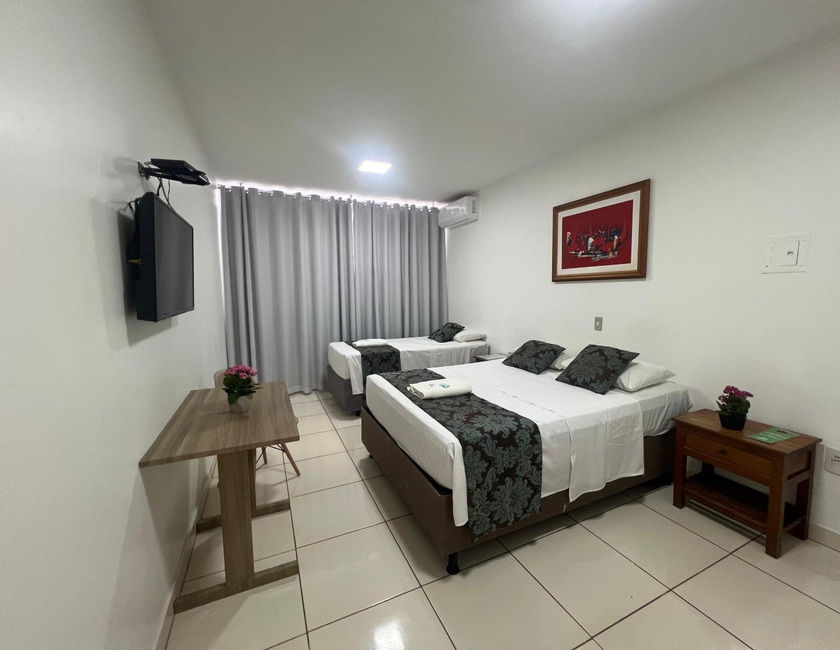 Imagen general del Max Hotel, Candagolandia. Foto 13