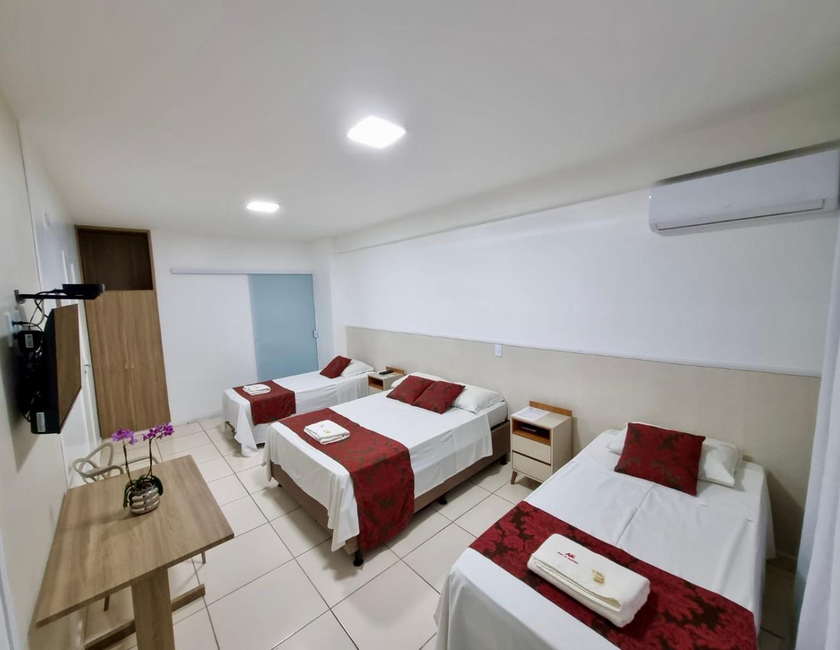 Imagen general del Max Hotel, Candagolandia. Foto 14