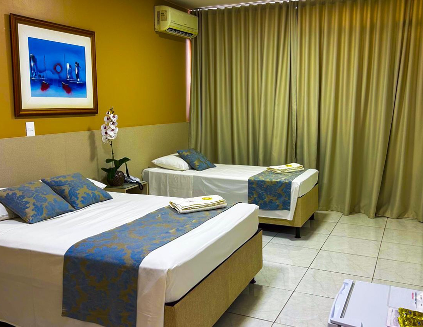 Imagen general del Max Hotel, Candagolandia. Foto 17