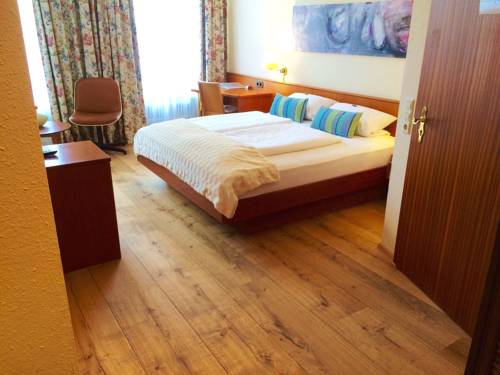 Imagen de la habitación del Maxhotel. Foto 11