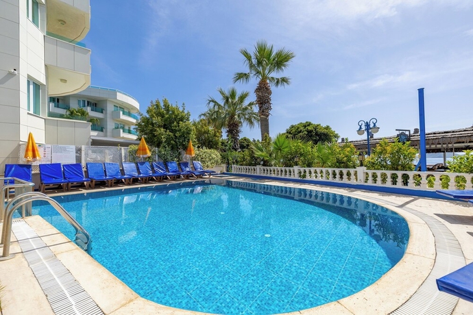 Imagen de la piscina del Maxsea Beach Bodrum. Foto 16