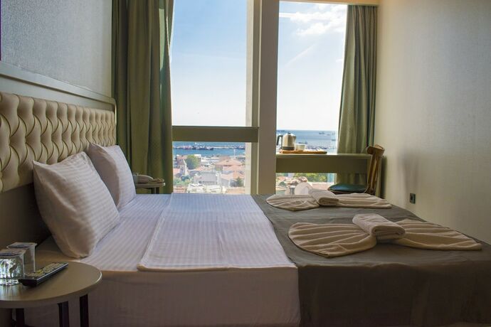 Imagen de la habitación del Mayer Hotel Istanbul. Foto 18