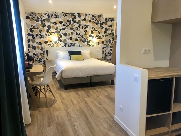 Imagen de la habitación del Mayrena Hotel. Foto 7