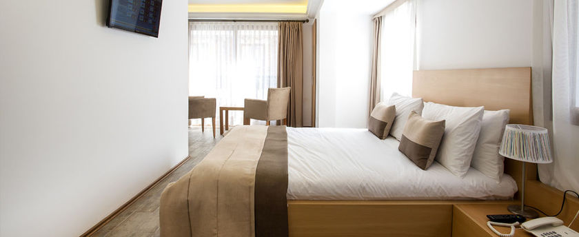 Imagen de los interiores del Mb City Hotel. Foto 14