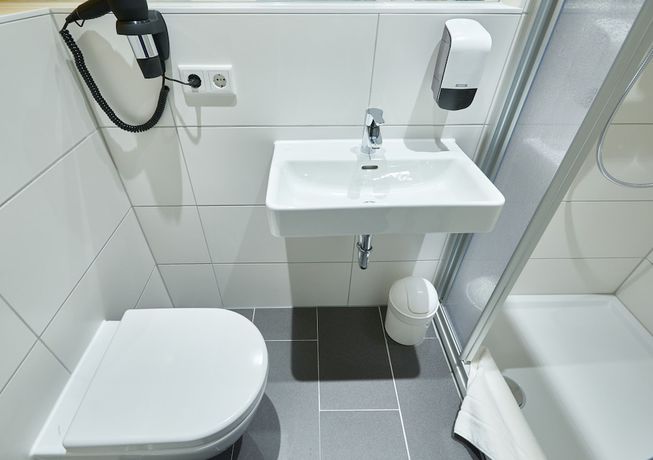 Imagen de la habitación del McDreams Hotel Essen-City. Foto 3