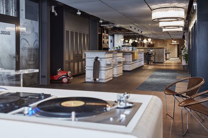 Imagen de los interiores del Me And All Hotel Mainz. Foto 16