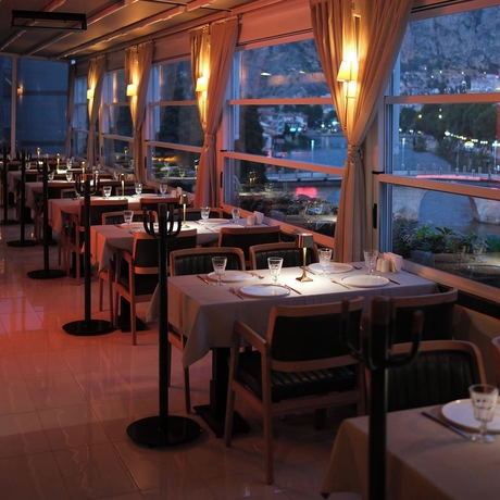 Imagen del bar/restaurante del Mec Avila. Foto 4