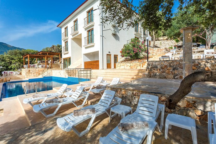Imagen de la piscina del Medimar Hotel. Foto 19