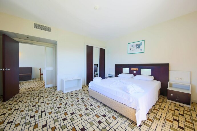 Imagen de la habitación del Medis Resort Hotel. Foto 13