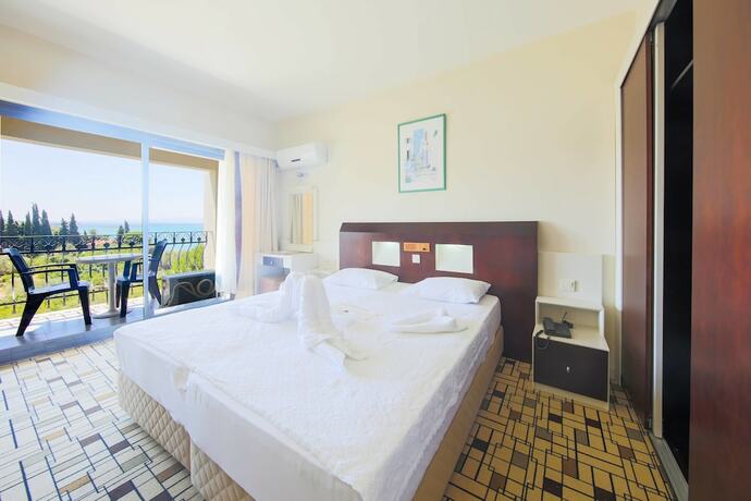 Imagen de la habitación del Medis Resort Hotel. Foto 18