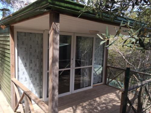 Imagen de la habitación del Mediterrani Natura Spa Resort. Foto 17