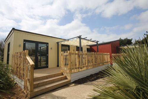 Imagen de la habitación del Medmerry Park. Foto 17