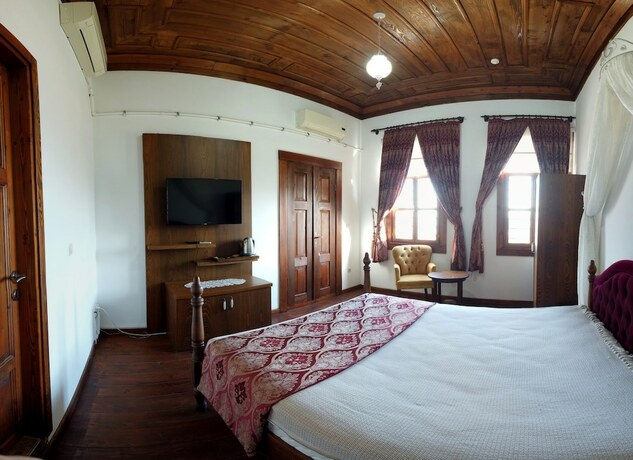 Imagen general del Mehmet Efendi Konagi Otel Restaurant. Foto 2