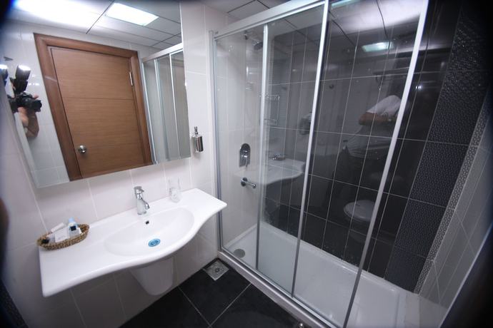 Imagen de la habitación del Mehtap Beach Hotel. Foto 6