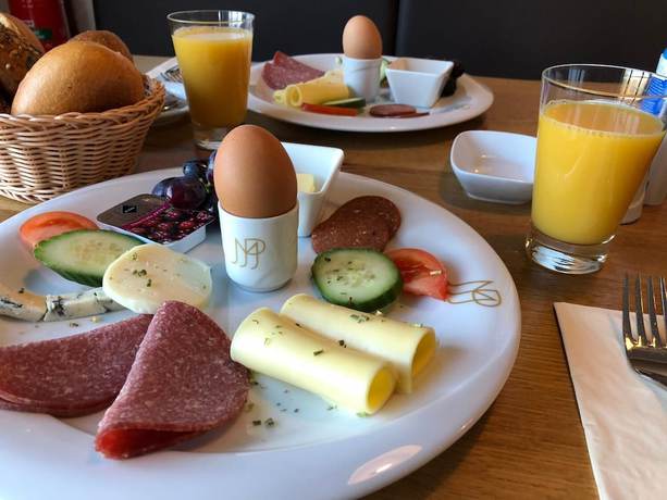 Imagen del bar/restaurante del Mein Palace Hotel. Foto 5