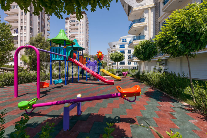 Imagen de los interiores del Melda Palace. Foto 13