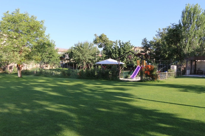 Imagen de los exteriores del Melis Cave Hotel. Foto 11