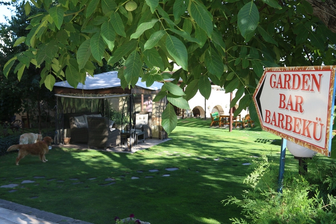 Imagen de los exteriores del Melis Cave Hotel. Foto 15