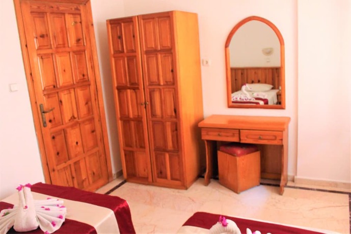 Imagen de la habitación del Melita Apart Hotel. Foto 11