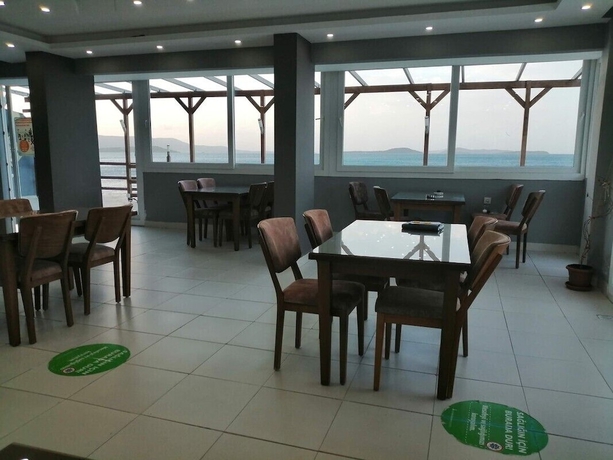 Imagen del bar/restaurante del Melita Hotel. Foto 7