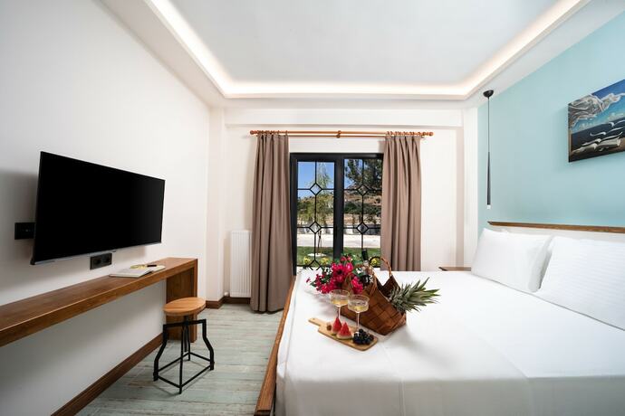 Imagen de la habitación del Melitya Hotel. Foto 16