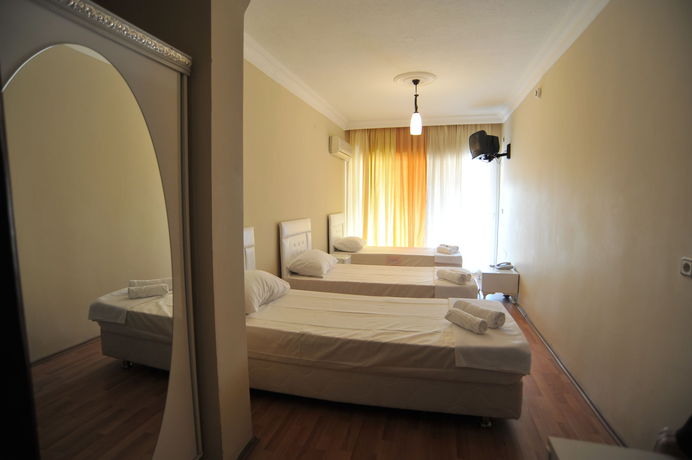Imagen de la habitación del Melody Hotel. Foto 12