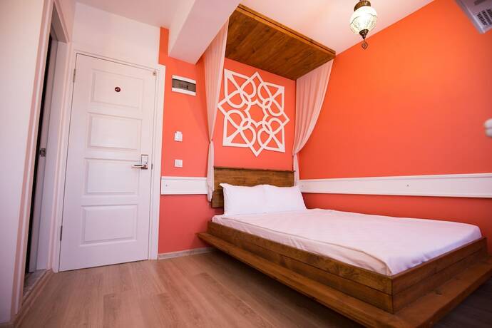 Imagen de la habitación del Menendi Otel. Foto 19