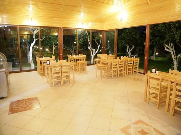 Imagen de los exteriores del Mercan Bungalow. Foto 11