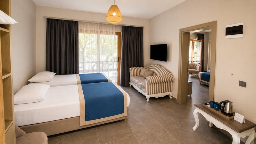 Imagen de la habitación del Mercans Bodrum Beach Hotel. Foto 8