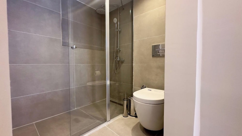 Imagen de la habitación del Mercans Bodrum Beach Hotel. Foto 14