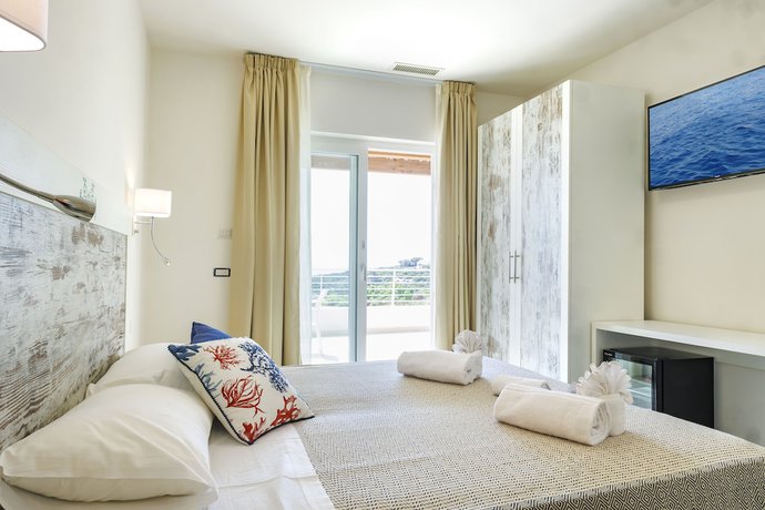 Imagen de la habitación del Mercury Beach Hotel. Foto 6