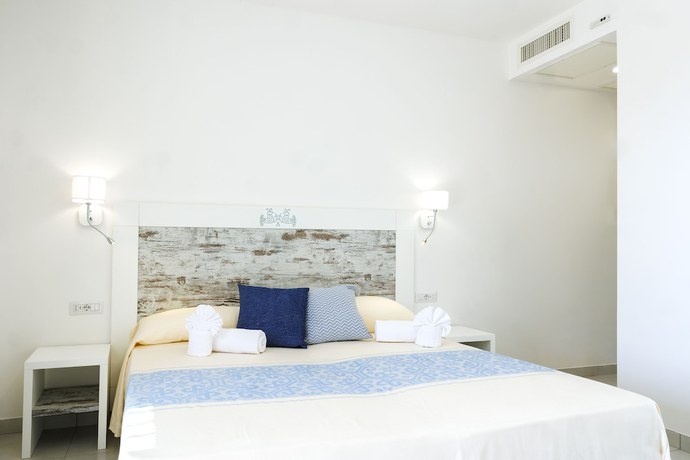 Imagen de la habitación del Mercury Beach Hotel. Foto 17