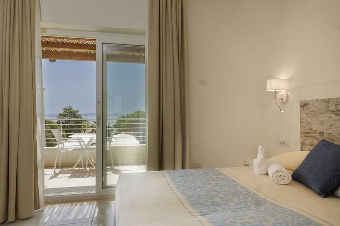 Imagen de la habitación del Mercury Beach Hotel. Foto 18