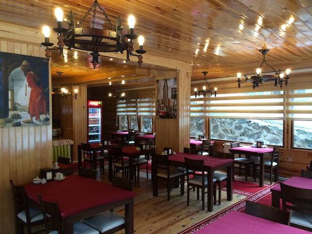 Imagen del bar/restaurante del Meric Hotel. Foto 3