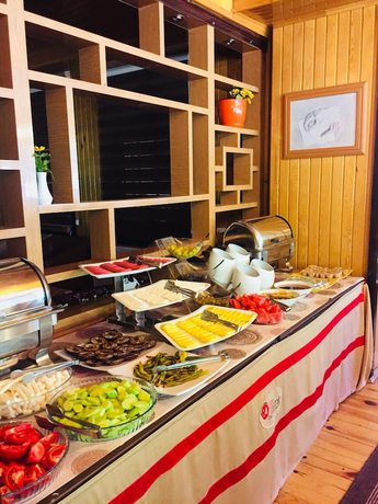 Imagen del bar/restaurante del Meric Hotel. Foto 4