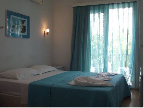 Imagen de la habitación del Merih Hotel. Foto 4