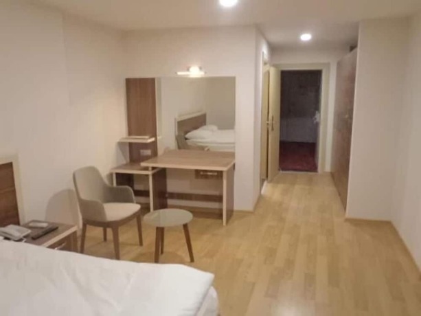 Imagen general del Merkez Otel, Konak. Foto 2