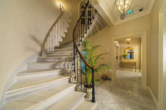 Imagen de los interiores del Meroddi Bagdatliyan Hotel. Foto 13