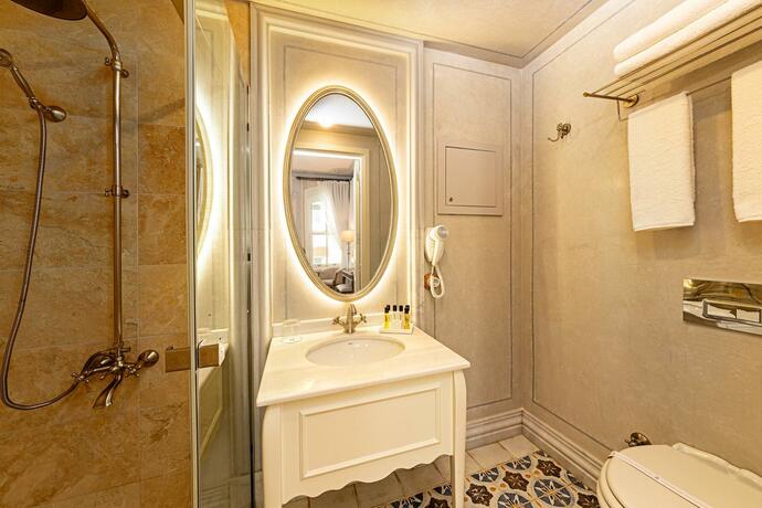 Imagen general del Meroddi Barnathan Hotel, Beyoglu. Foto 7