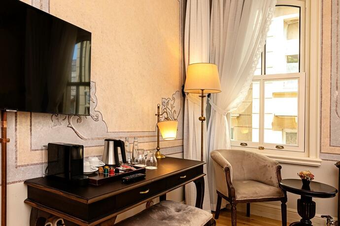 Imagen general del Meroddi Barnathan Hotel, Beyoglu. Foto 8