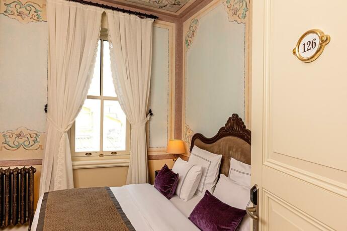 Imagen general del Meroddi Barnathan Hotel, Beyoglu. Foto 15