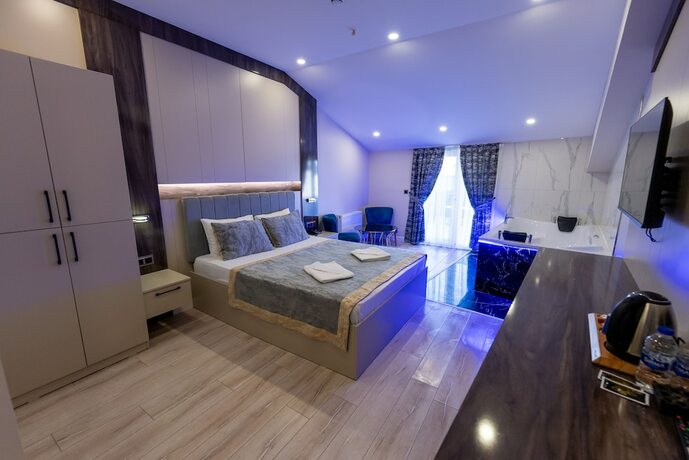 Imagen de la habitación del Meros Hotel. Foto 13