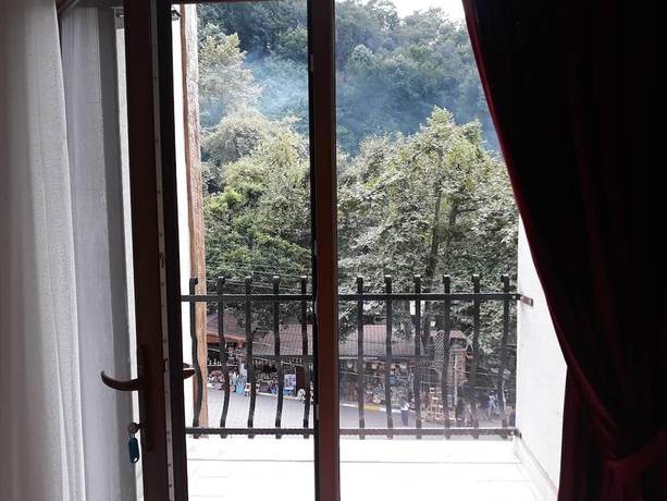 Imagen de la habitación del Mersu A\'la Hotel. Foto 15