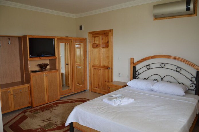 Imagen de la habitación del Mertur Hotel. Foto 7