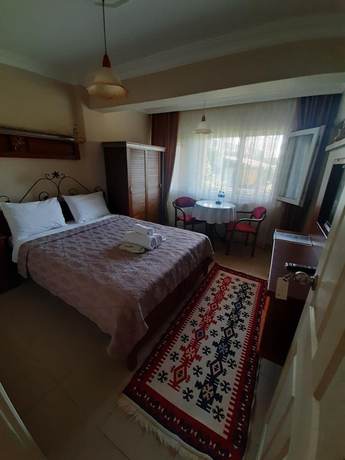 Imagen de la habitación del Mertur Hotel. Foto 11