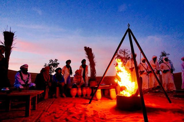 Imagen de los interiores del Merzouga Luxury Bivouac. Foto 11