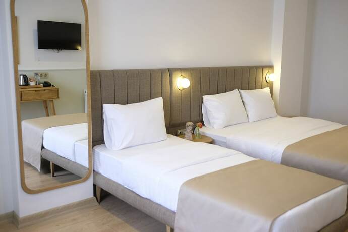 Imagen general del Meshk Airport hotel. Foto 2