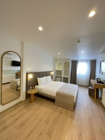 Imagen de la habitación del Meshk Airport hotel. Foto 17