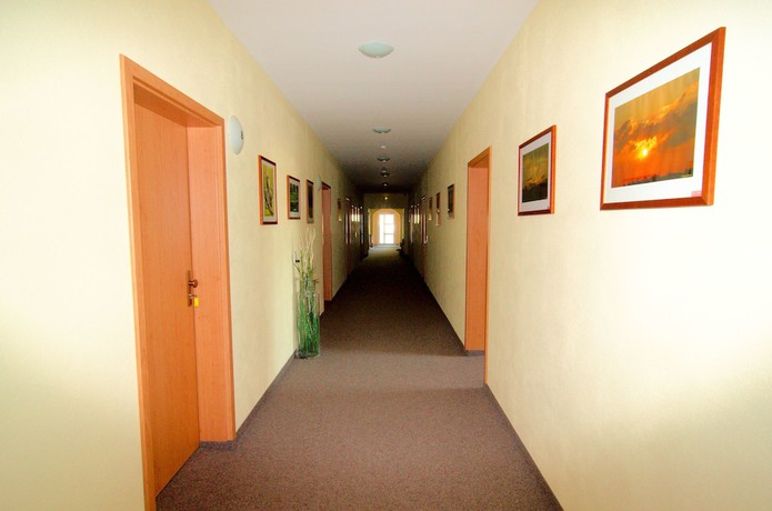 Imagen de los interiores del Messe-Hotel Waldruhe. Foto 12