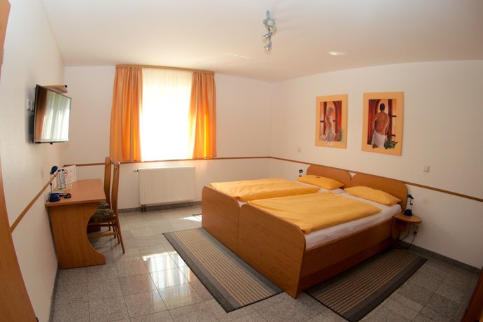 Imagen de la habitación del Messe-Hotel Waldruhe. Foto 7